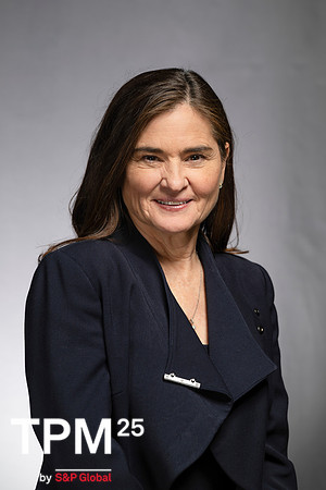 870 TPM25 Professional Headshots