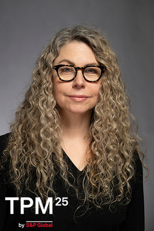 890 TPM25 Professional Headshots