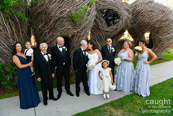 213 Greet Wedding