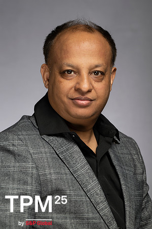 1040 TPM25 Professional Headshots