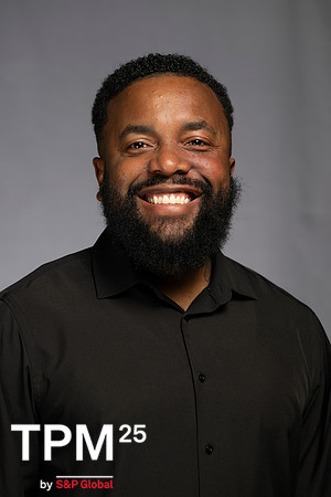 136 TPM25 Professional Headshots