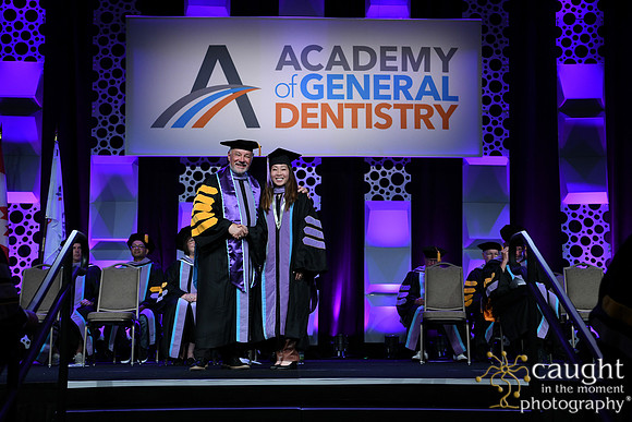 985R AGD2022 Convocation Stage 4408