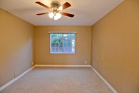 11 9644 Clancey Ave Downey CA 90240