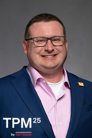 710 TPM25 Professional Headshots