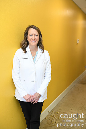 014 Dr. Lisa Hopkins - Long Beach Optometry and Eye Care