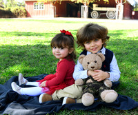 009R 24x20 Grella Family Portraits in Long Beach 2025