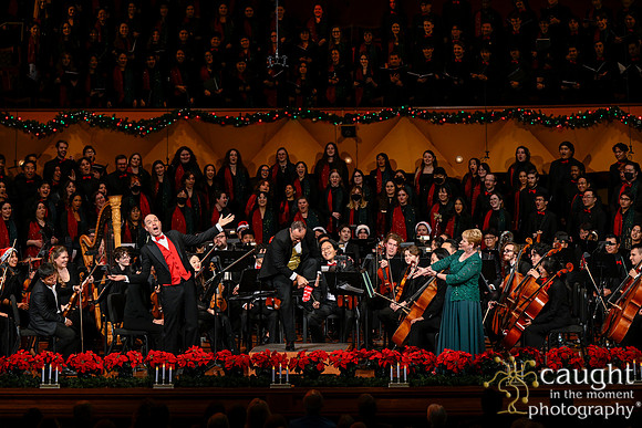 060 Deck the Hall 2024