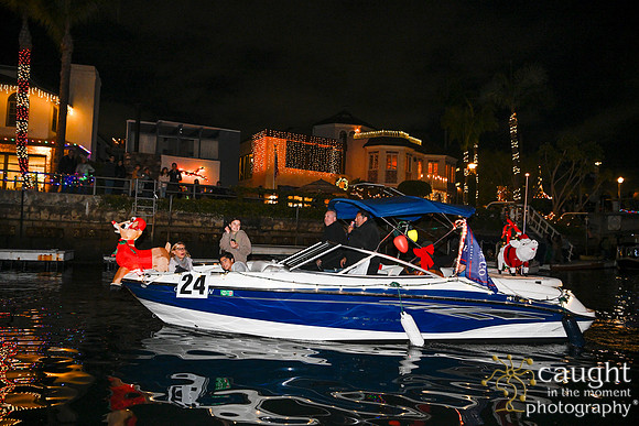 033 NaplesBoatParade2022