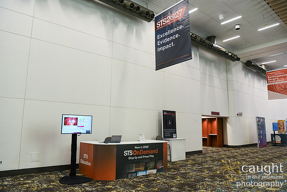 027 STS2026 Registration & Signage