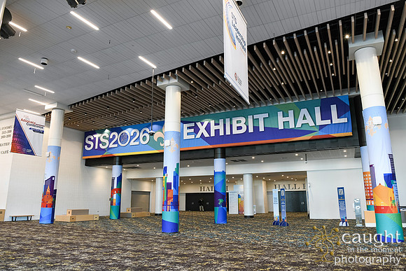 039 STS2026 Registration & Signage
