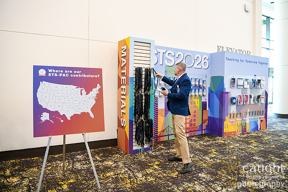 041 STS2026 Registration & Signage