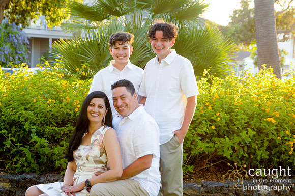 036 Duran Family Portraits in Long Beach