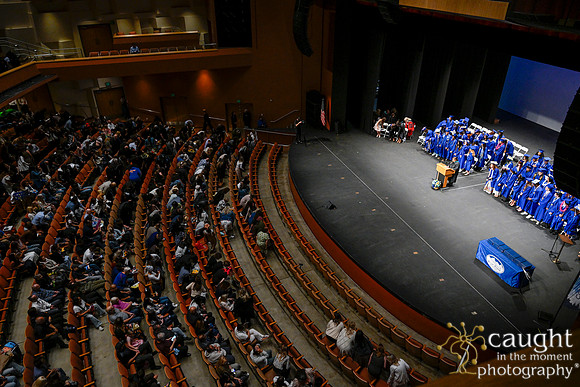 093 High School Graduation Thousand Oaks