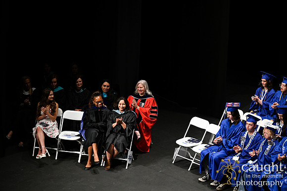 100 High School Graduation Thousand Oaks