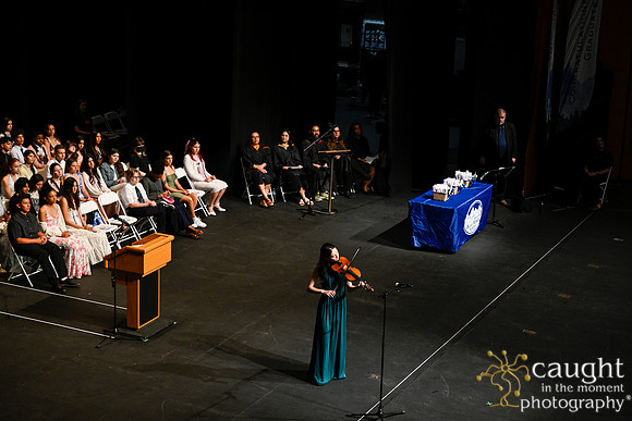 041 8th Grade Promotion Thousand Oaks