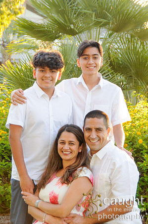 043 Duran Family Portraits in Long Beach