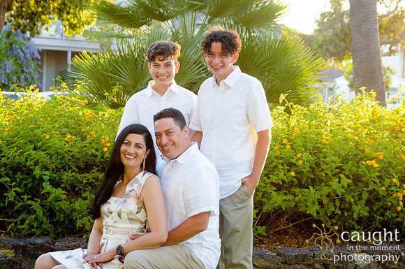 037 Duran Family Portraits in Long Beach