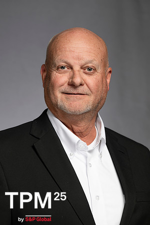 693 TPM25 Professional Headshots