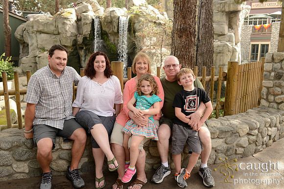 043 Family Portraits at Knott's 2016