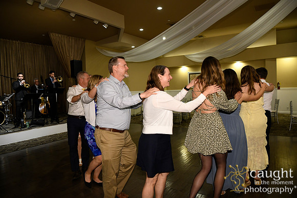 443 Rasmussen Wedding - Dancing & Cake