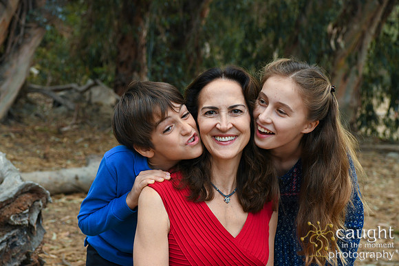 063 Trone Family Portraits in Seal Beach 2024