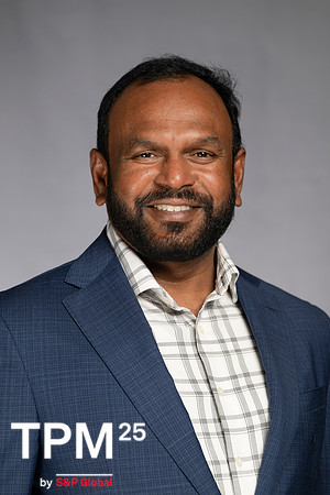 520 TPM25 Professional Headshots