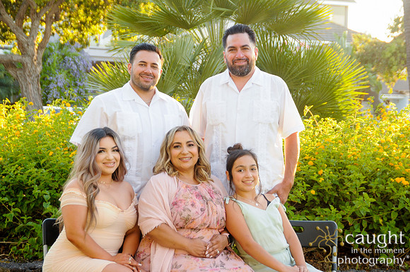 028 Duran Family Portraits in Long Beach