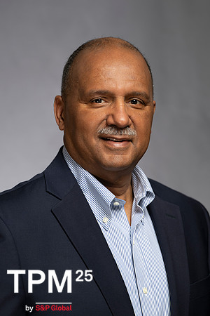 702 TPM25 Professional Headshots