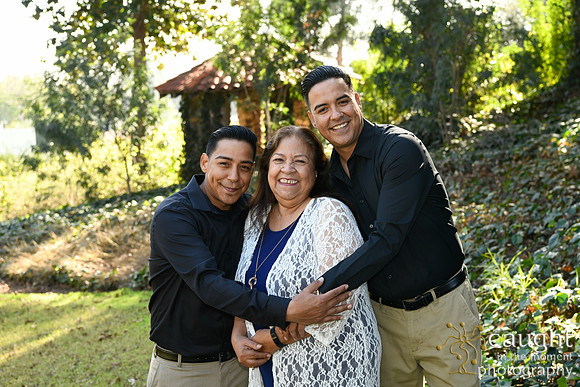 068 Marinez Family Portraits in Fullerton