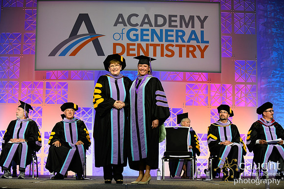 037 AGD2021 Convocation Stage 1366