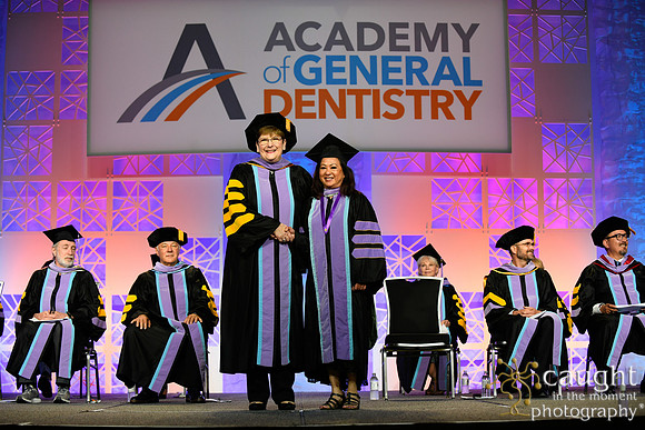 041 AGD2021 Convocation Stage 1370