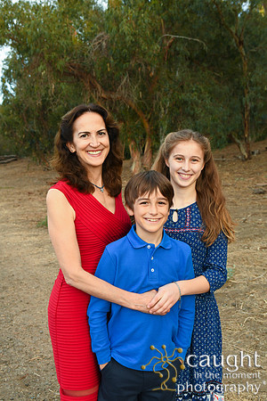 094 Trone Family Portraits in Seal Beach 2024