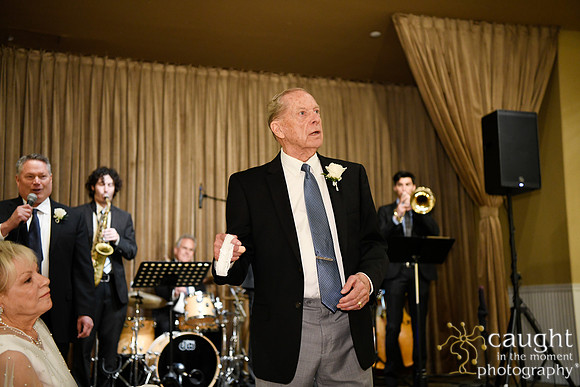 477 Rasmussen Wedding - Bouquet and Garter Toss