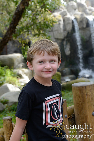 064 Family Portraits at Knott's 2016