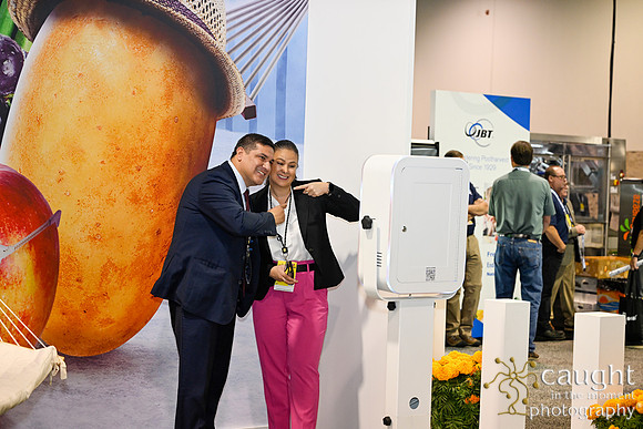 087 MSC at Global Produce in Anaheim 2023-Booth Activity
