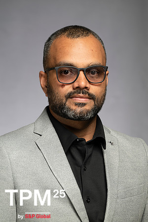 813 TPM25 Professional Headshots