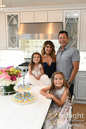032 Estrada Family Portraits in Long Beach