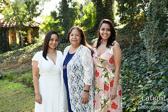 083 Marinez Family Portraits in Fullerton