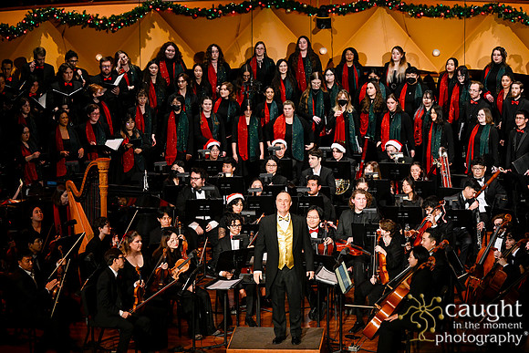 040 Deck the Hall 2024