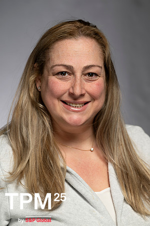 803 TPM25 Professional Headshots