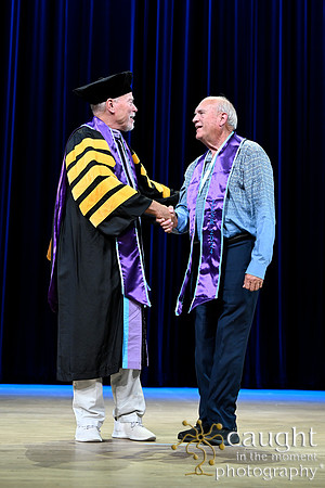 2152 AGD2024 Convocation Stage