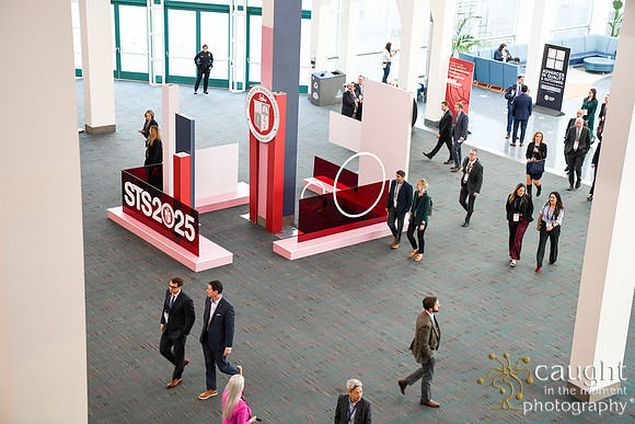 021 STS2025-Registration & Signage