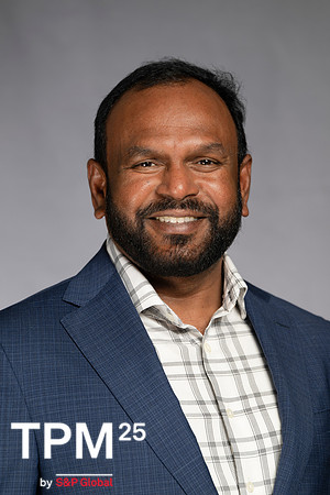519 TPM25 Professional Headshots