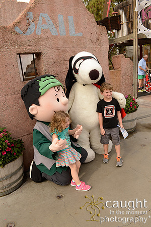 002 Family Portraits at Knott's 2016