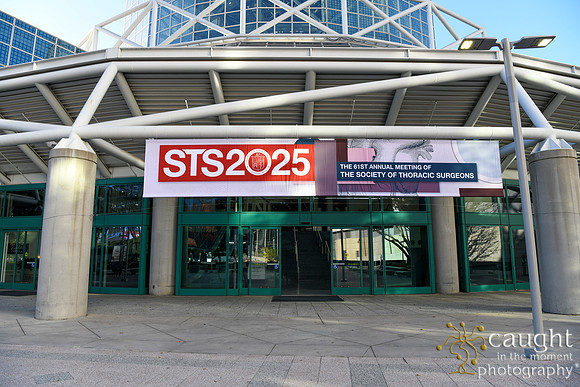 003 STS2025-Registration & Signage