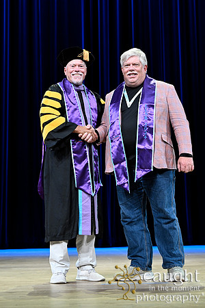 2175 AGD2024 Convocation Stage
