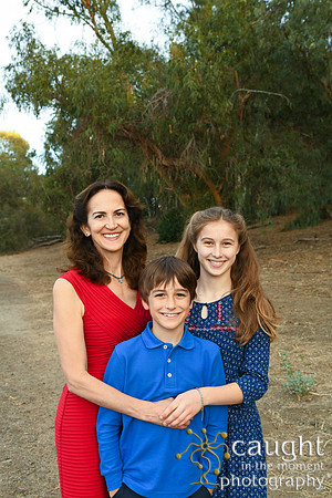093 Trone Family Portraits in Seal Beach 2024