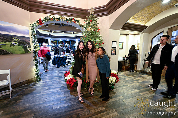 051 Agendia Holiday Party Portraits 2023