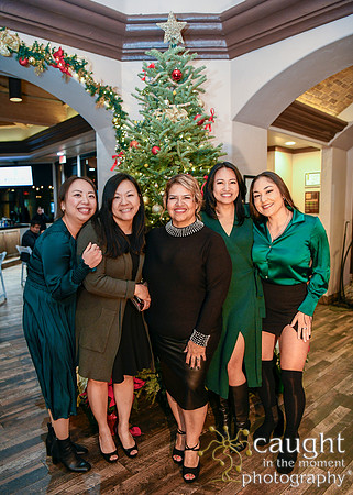 052 Agendia Holiday Party Portraits 2023
