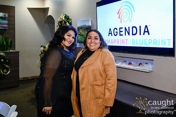 090 Agendia Holiday Party Candids 2023
